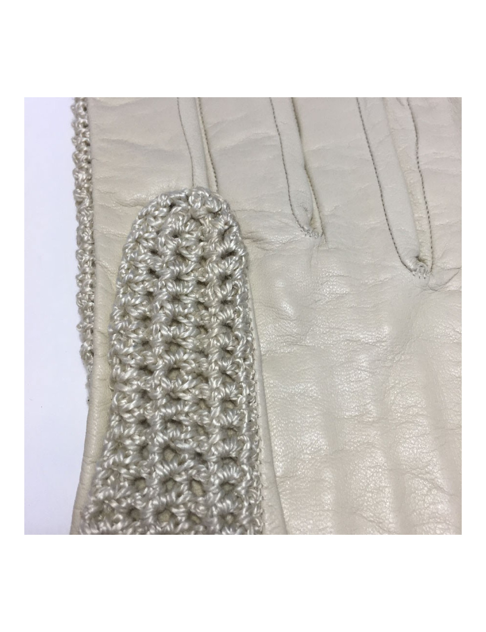 Gants CHANEL crème cuir et crochet