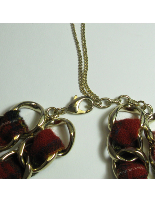 Sautoir CHANEL "Paris-Edimbourg" en tweed rouge