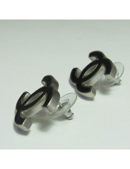 Boucles d'oreilles clous CHANEL CC
