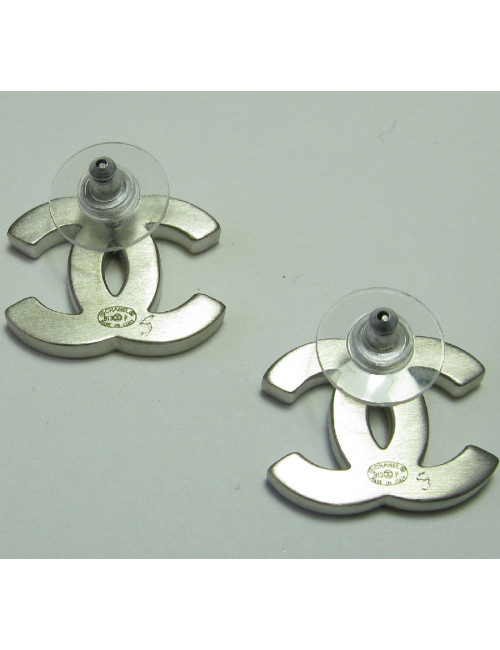 Boucles d'oreilles clous CHANEL CC
