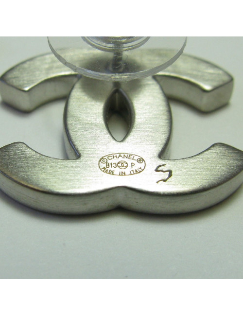 Boucles d'oreilles clous CHANEL CC