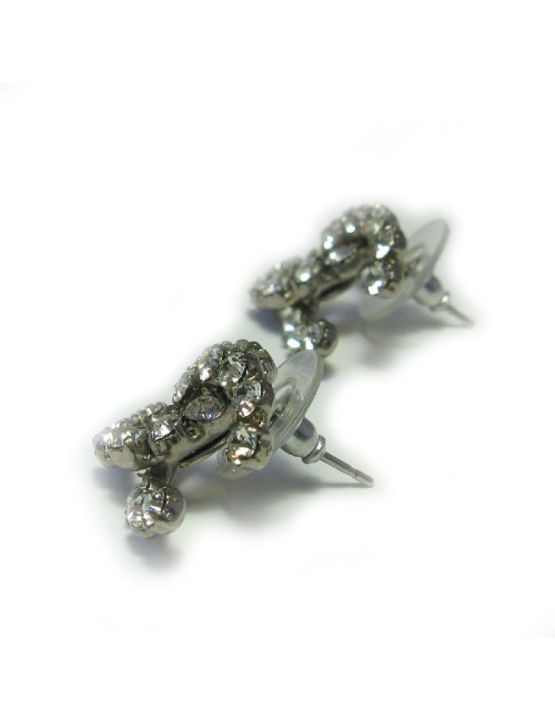 Boucles d'oreilles clous CHANEL CC strass