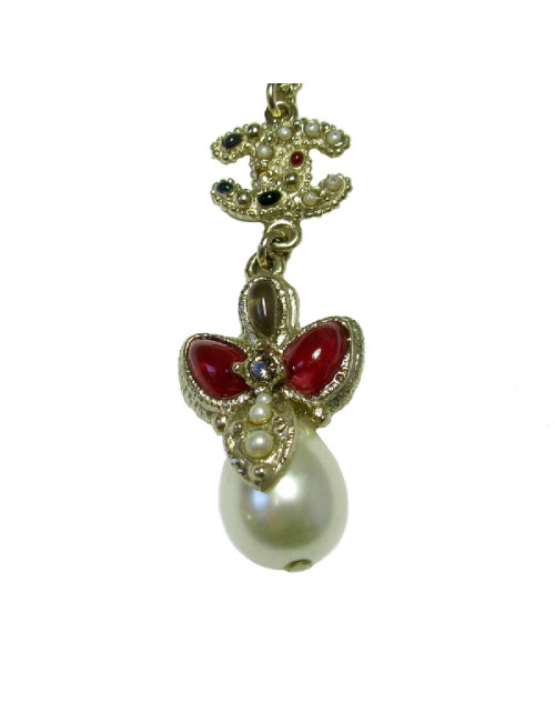 Collier CHANEL pendentif perle nacrée CC et pâte de verre
