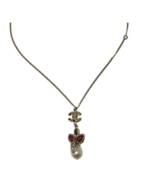Collier CHANEL pendentif perle nacrée CC et pâte de verre