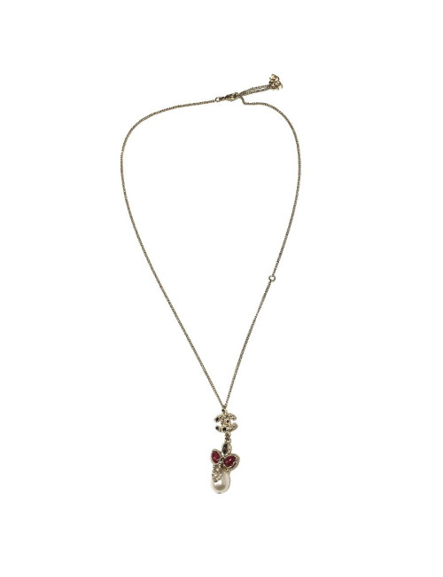 Collier CHANEL pendentif perle nacrée CC et pâte de verre