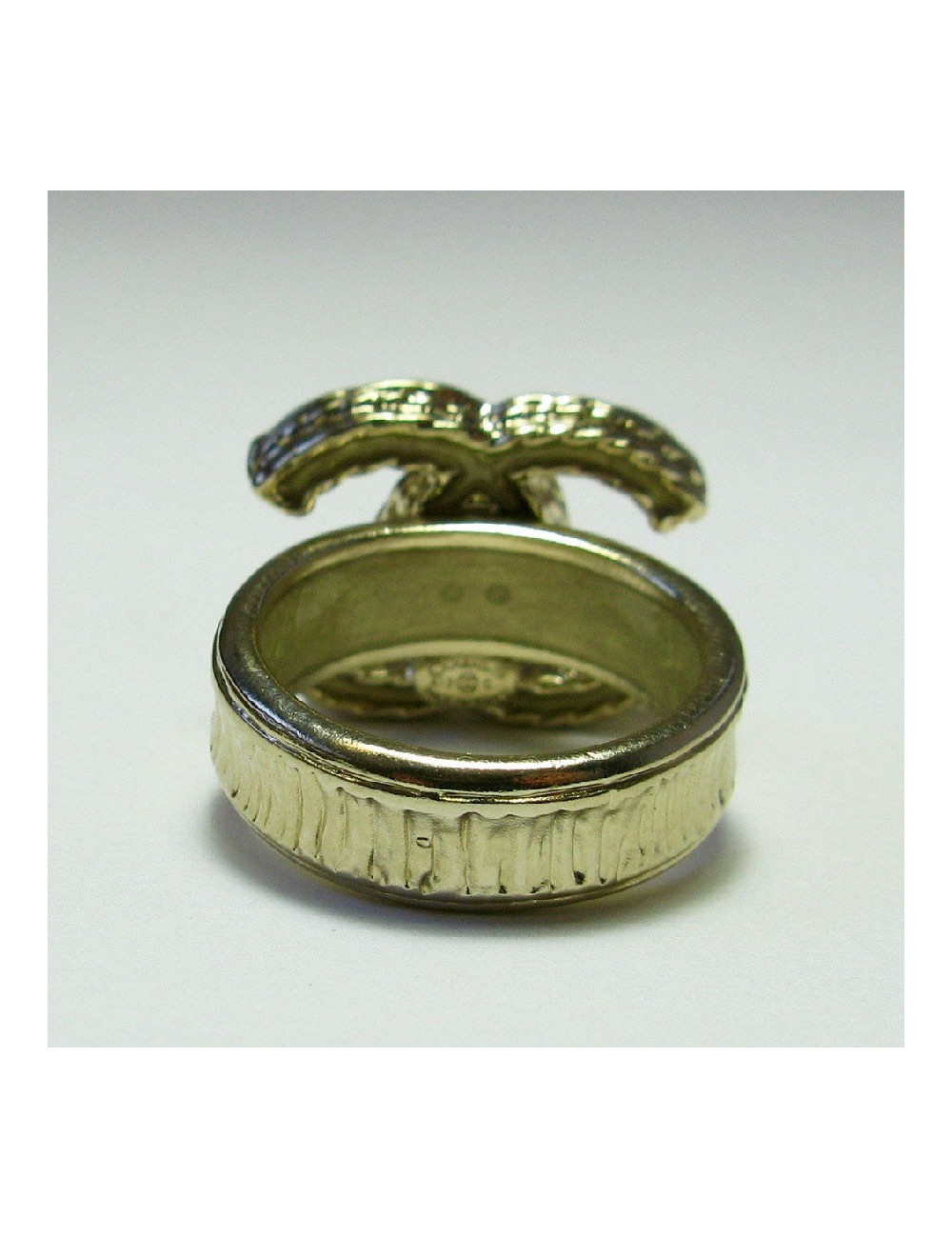 Bague CHANEL CC T54 en métal doré et strass