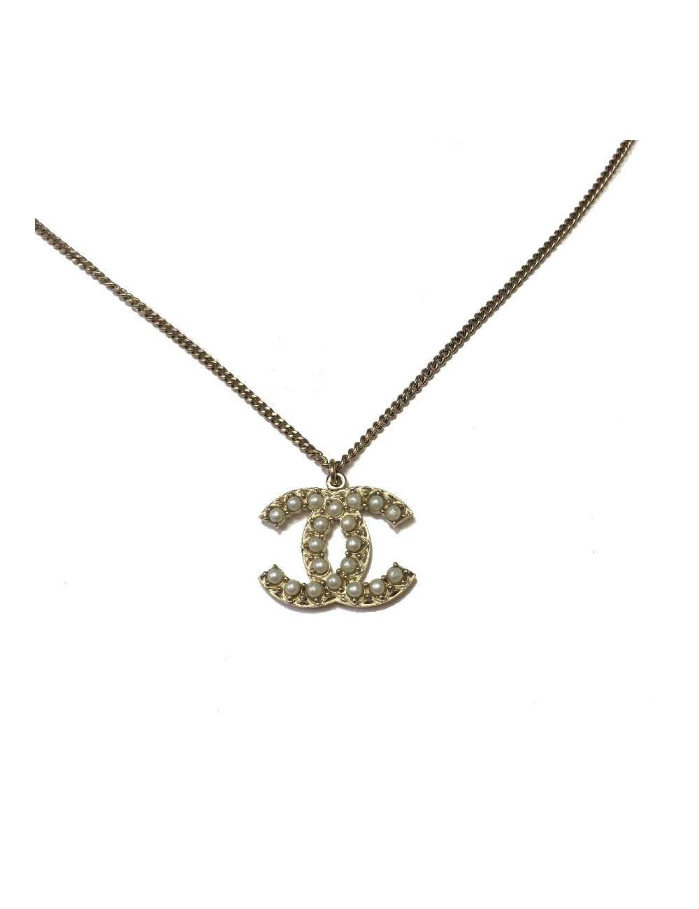 Collier CHANEL CC en métal doré serti de perles nacrées