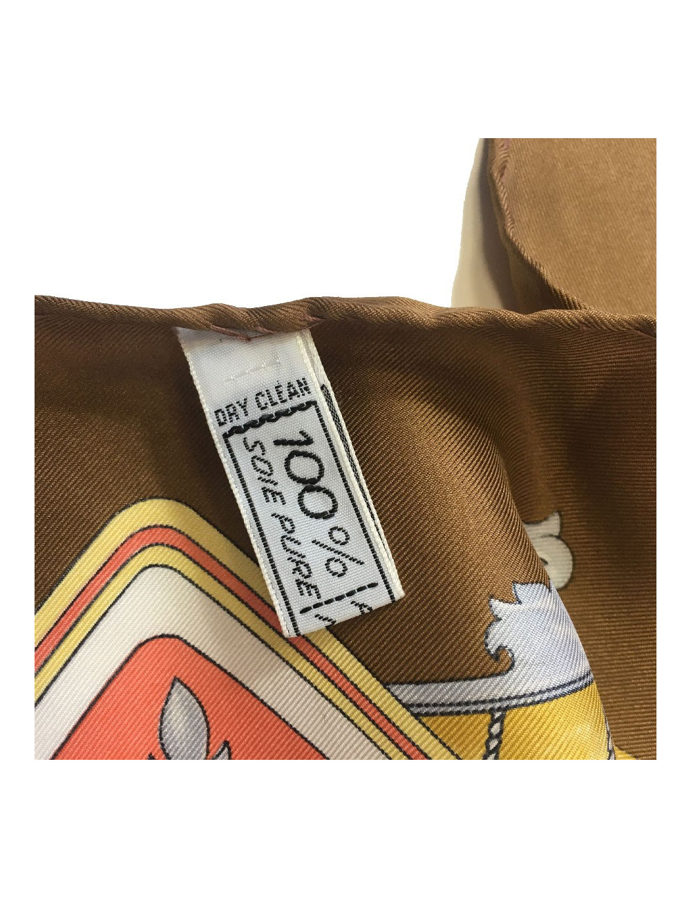 Carré CELINE soie marron et blanche