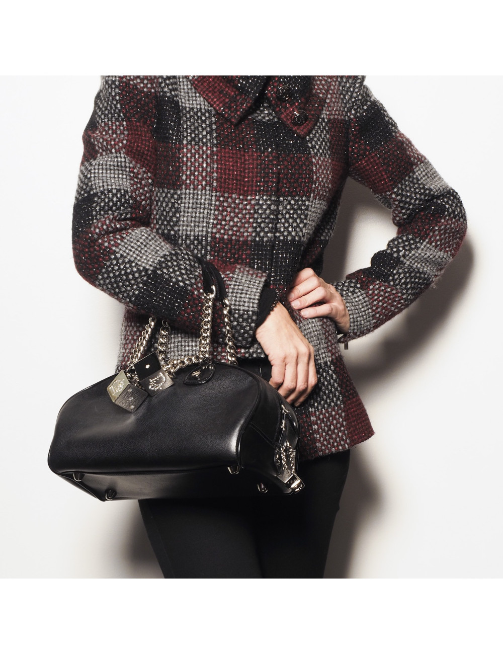 DIOR handbag in black grained leather