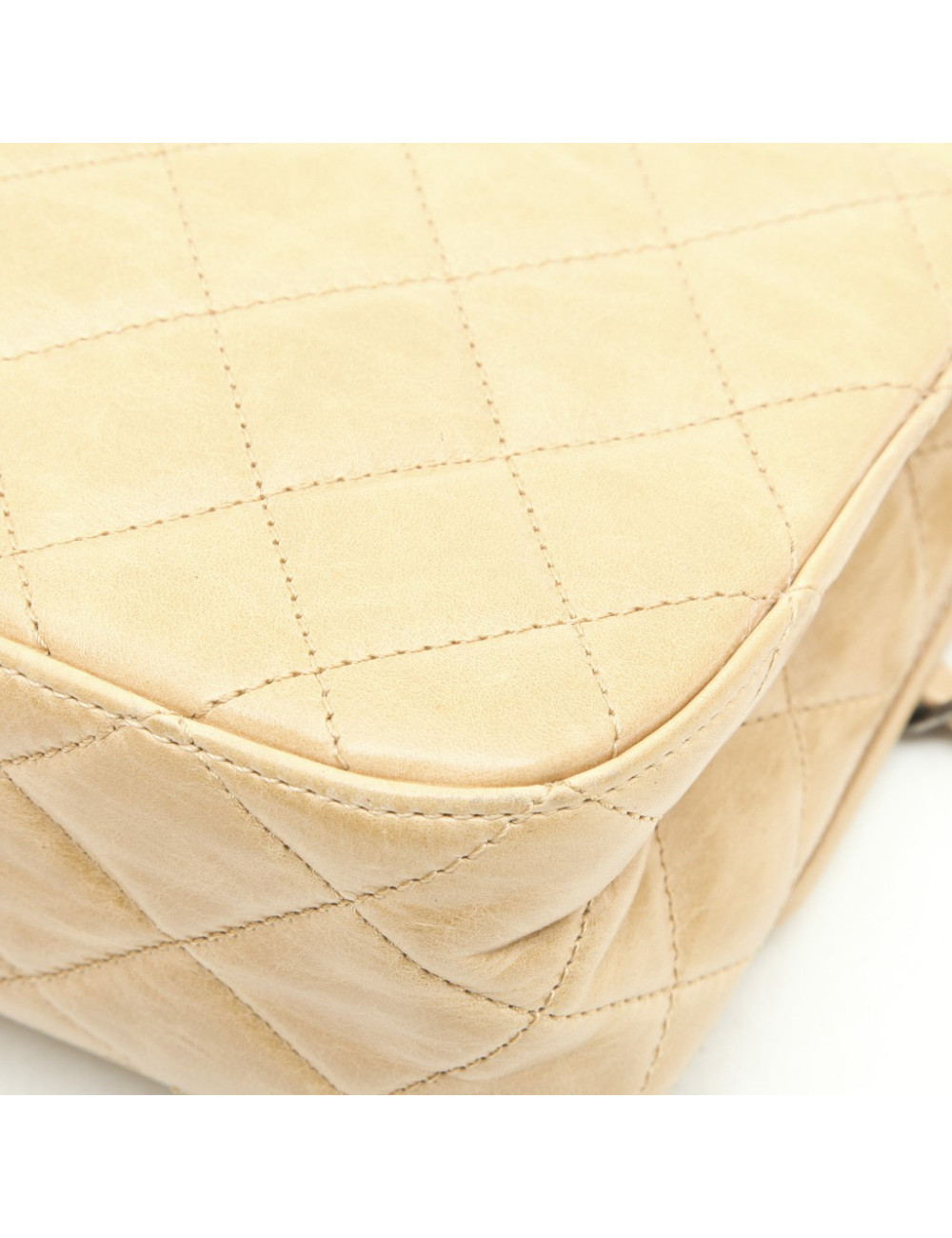 CHANEL timeless bag in beige embossed CC CHANEL lambskin leather