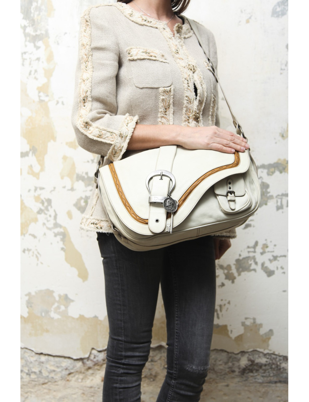 CHRISTIAN DIOR Saddle bag in off-white and camel leather