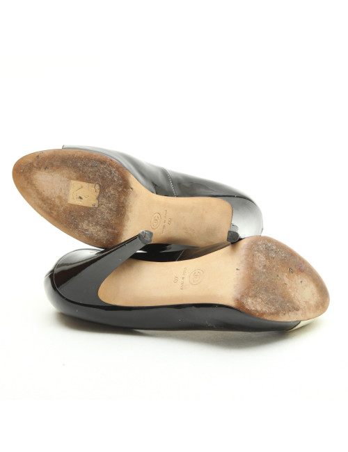 Escarpins T 40 CHANEL Compensés bicolores