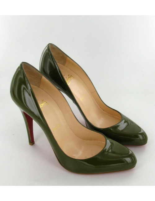 LOUBOUTIN T39 cuir vernis vert