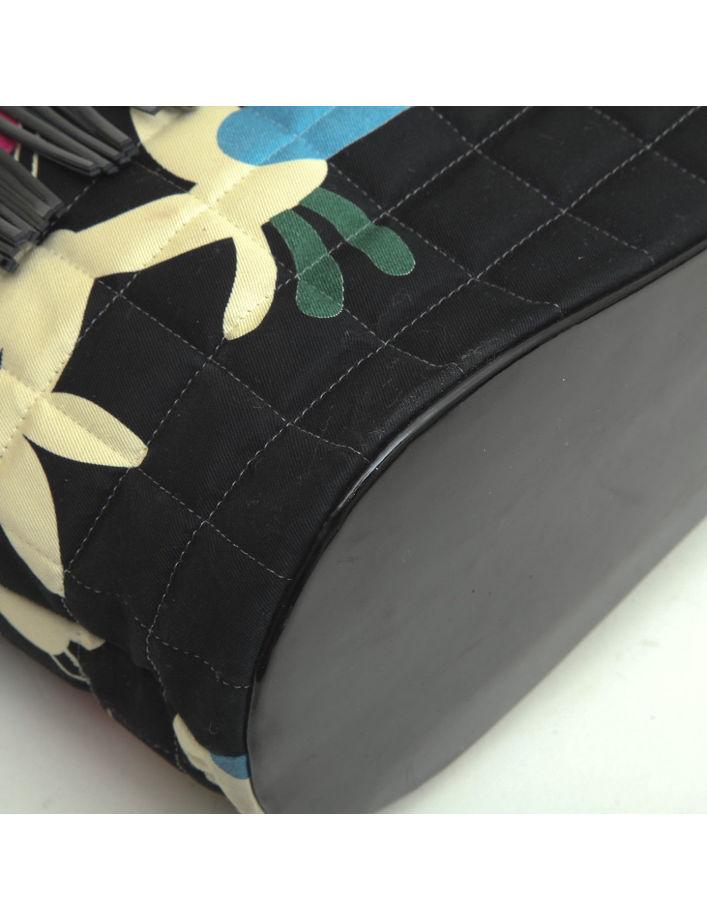 Sac CHANEL à franges toile matelassée