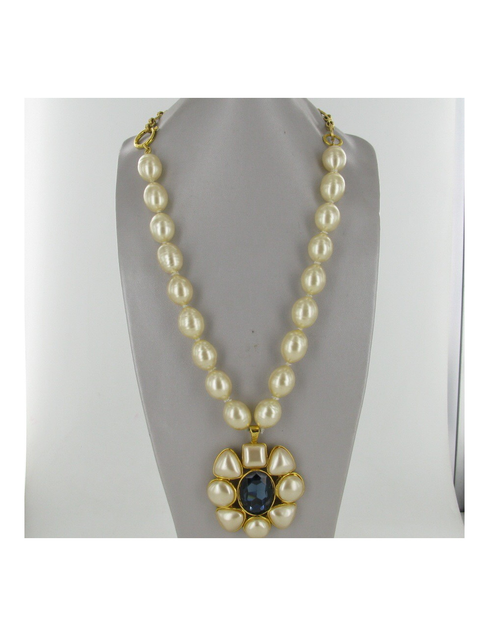 Sautoir couture vintage CHANEL