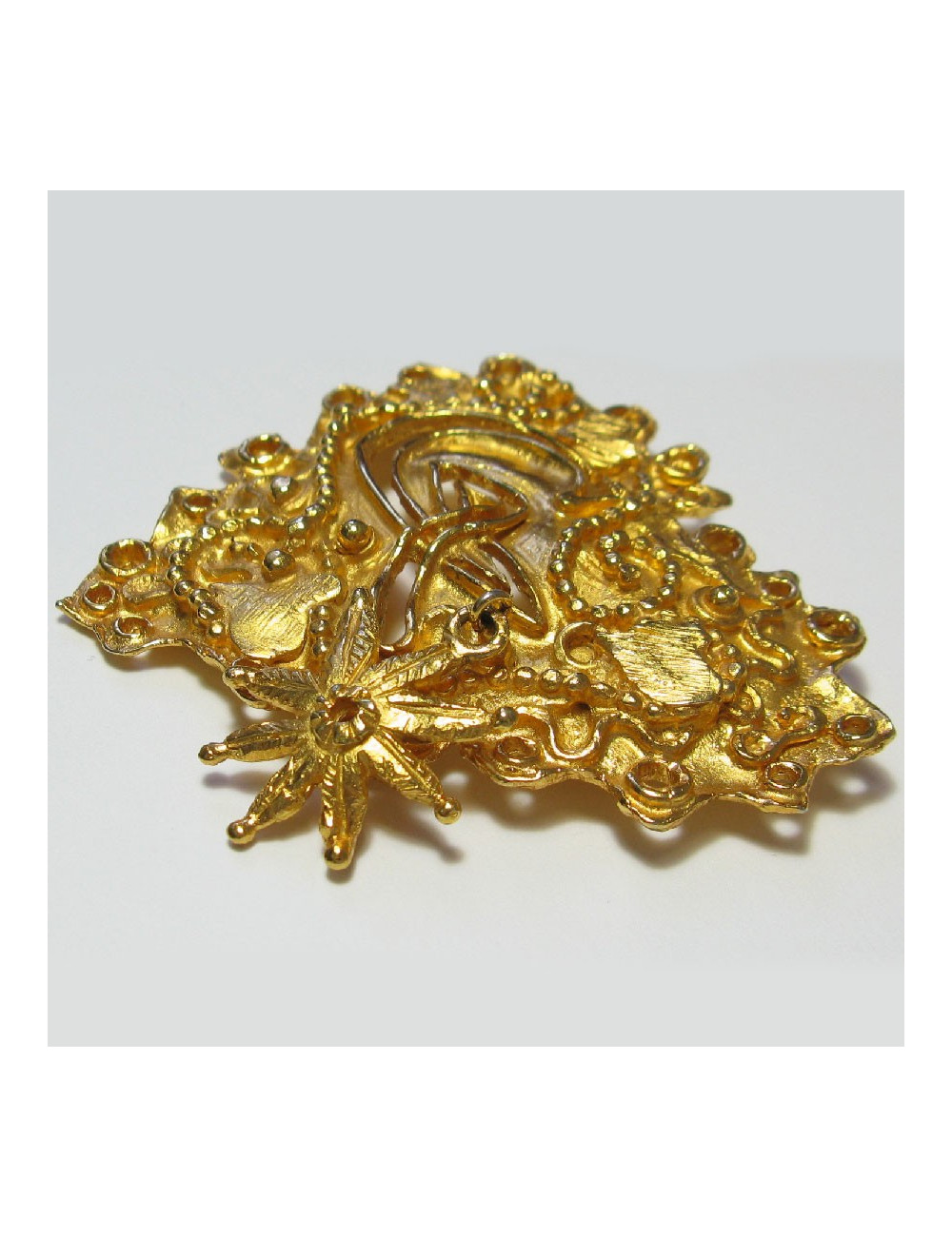 CHRISTIAN LACROIX heart brooch in gilded metal