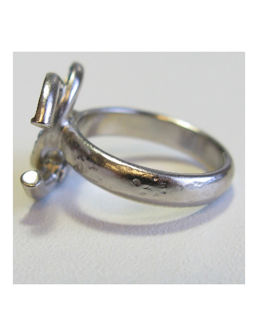 Bague CHANEL strass carré bleu