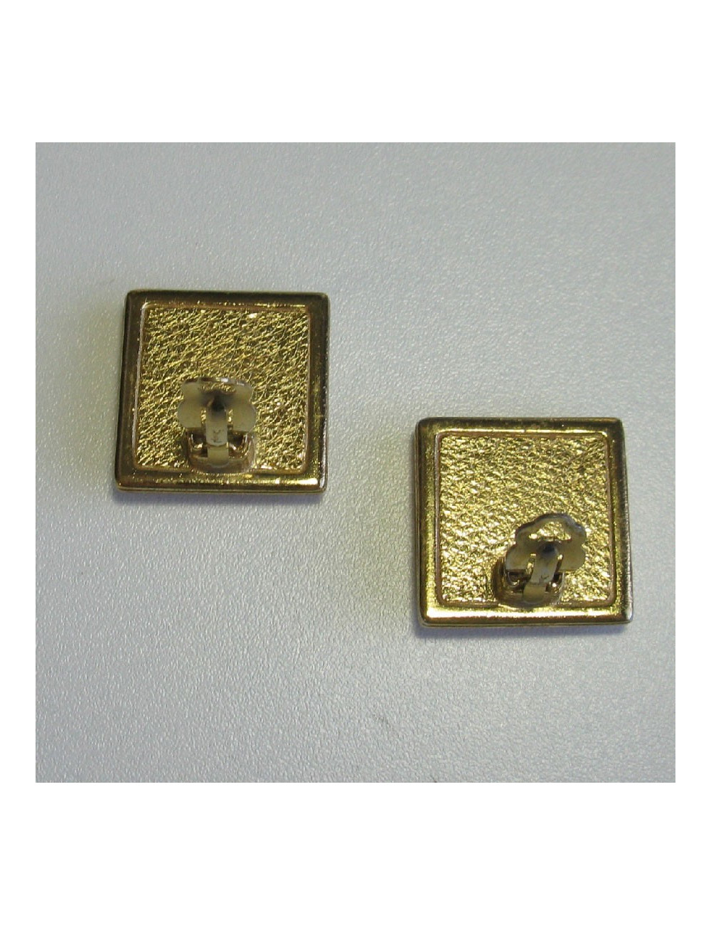 Boucles d'oreille clips YSL SAINT LAURENT carrés en métal doré