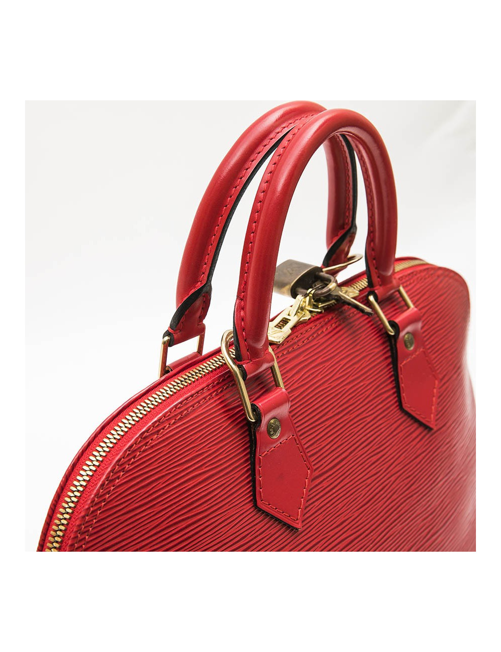 Sac Alma LOUIS VUITTON MM cuir épi rouge
