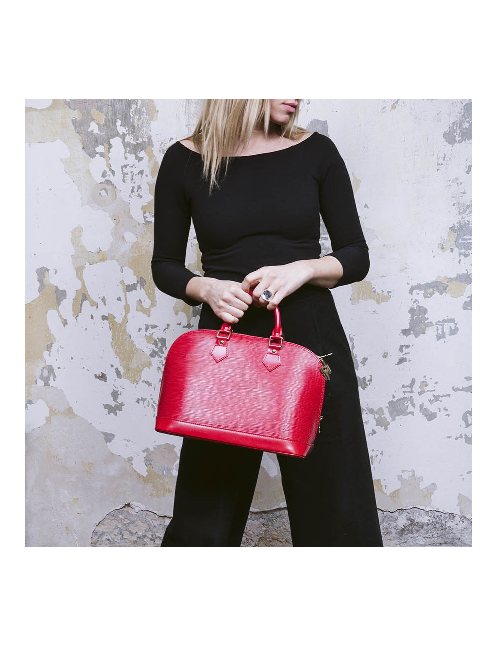 Sac Alma LOUIS VUITTON MM cuir épi rouge