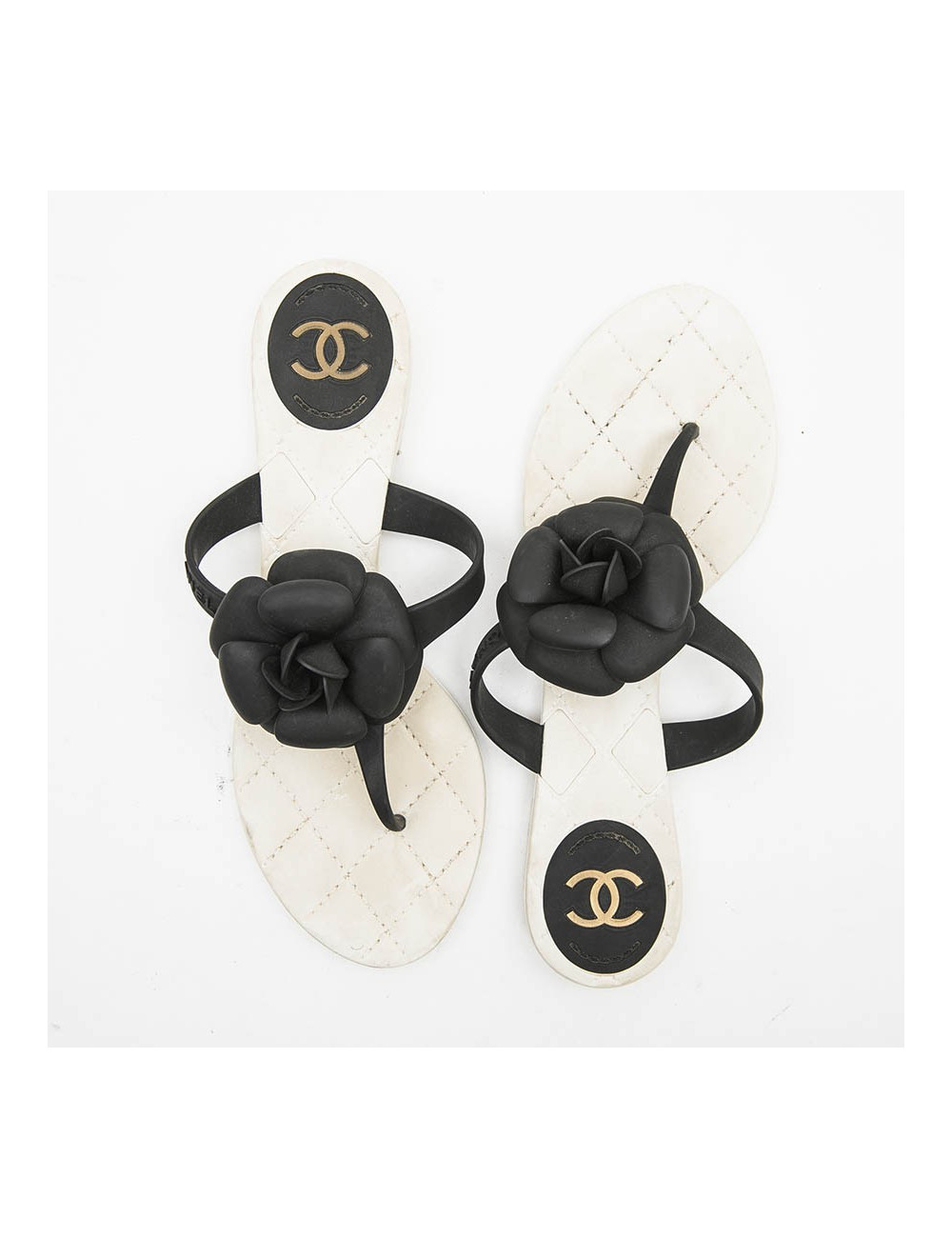 Tongs t 38 CHANEL avec camélias