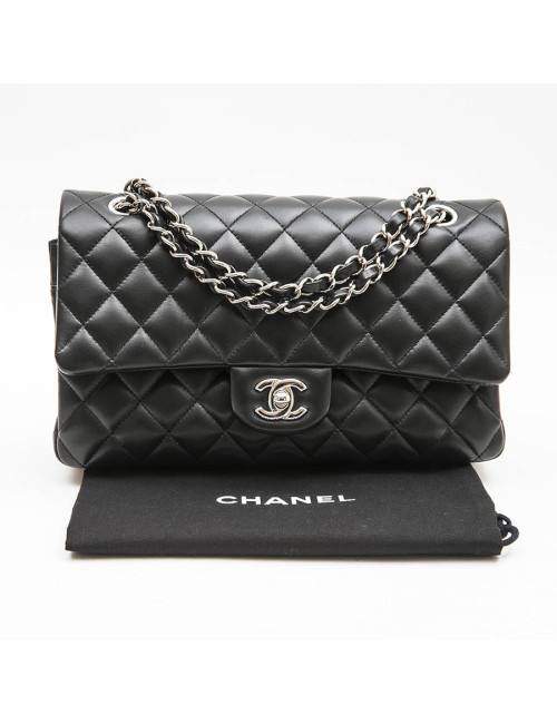 Sac CHANEL Timeless en cuir d'agneau matelassé noir