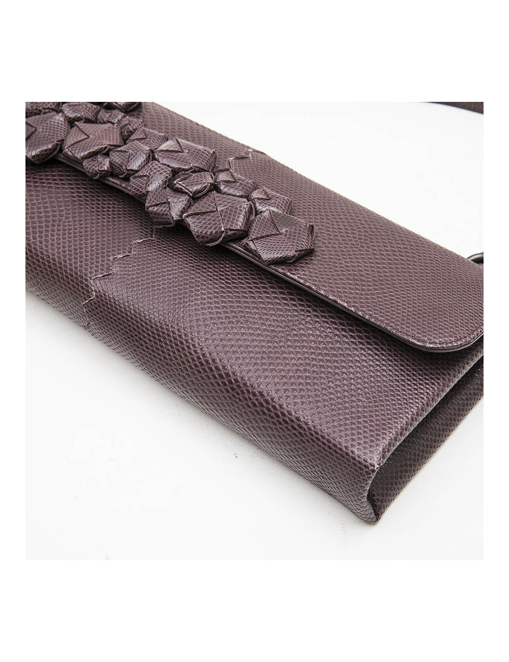 Sac BOTTEGA VENETA cuir façon python parme foncé