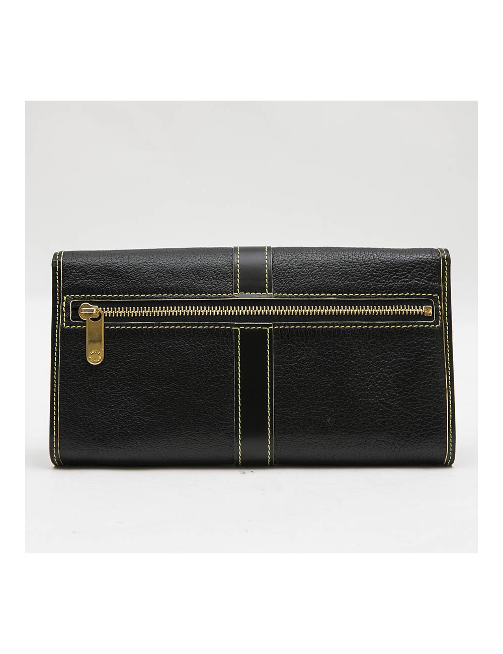 LOUIS VUITTON clutch in black grained leather with saddle stitching