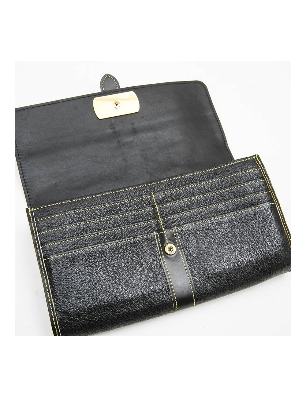 LOUIS VUITTON clutch in black grained leather with saddle stitching