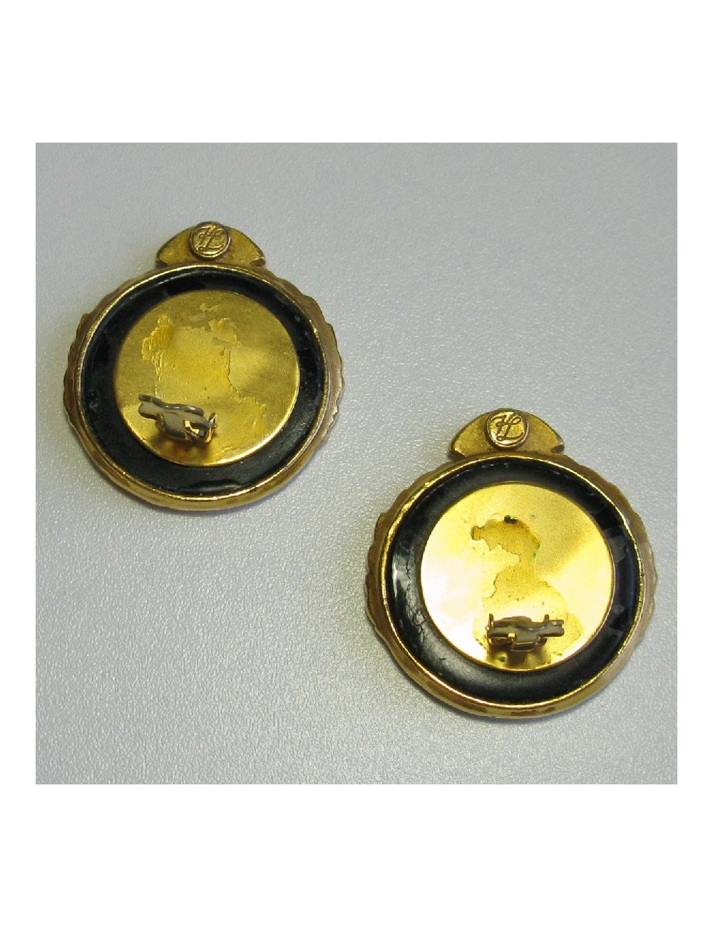 Boucles d'oreille clips KARL LAGERFELD en métal doré