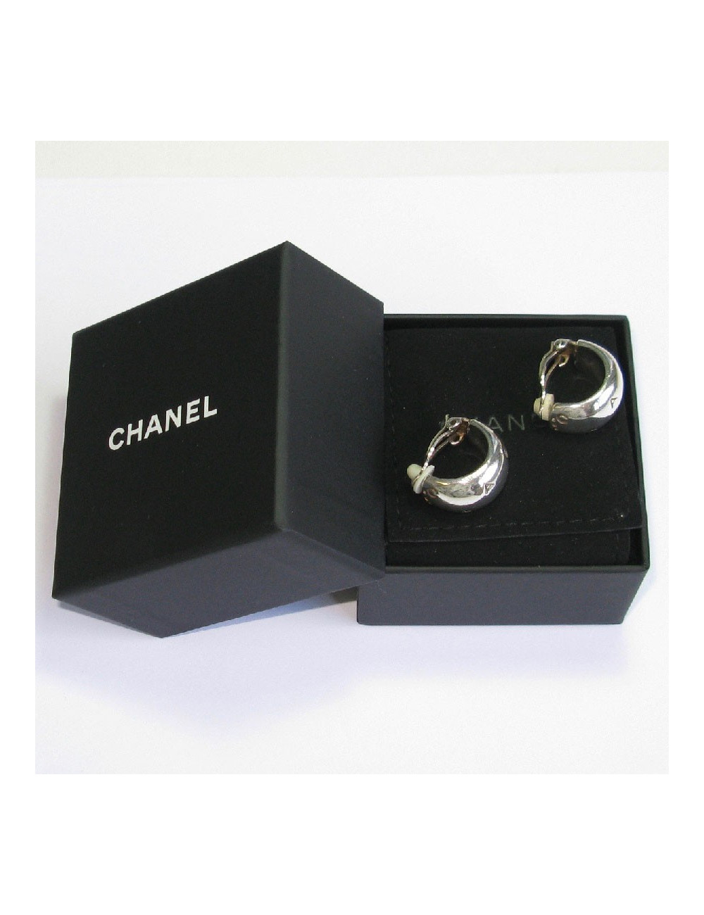 Anna  Boucles d'oreille clips CHANEL en argent massif 925