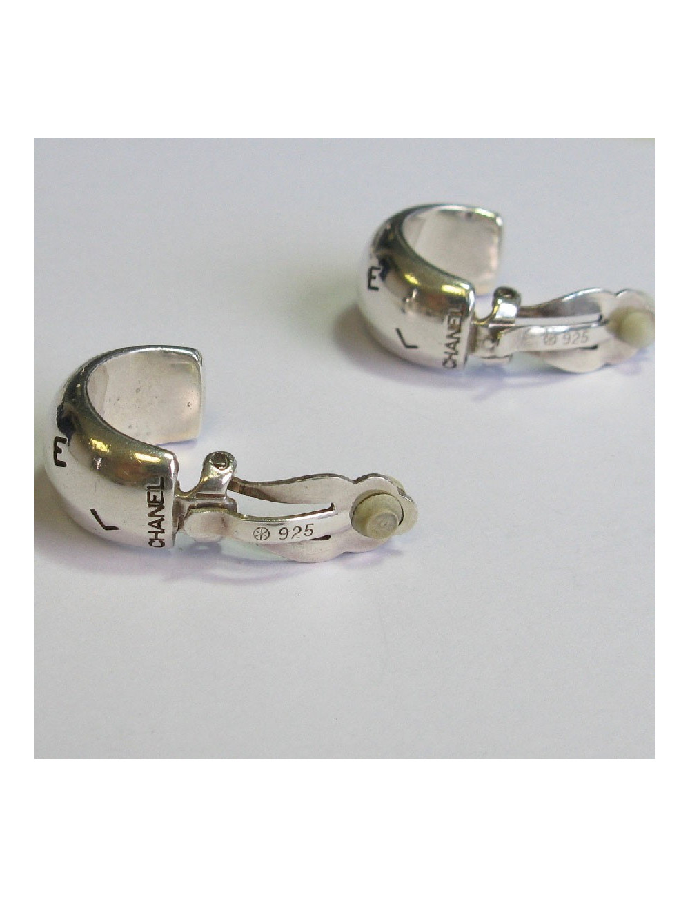 Anna  Boucles d'oreille clips CHANEL en argent massif 925