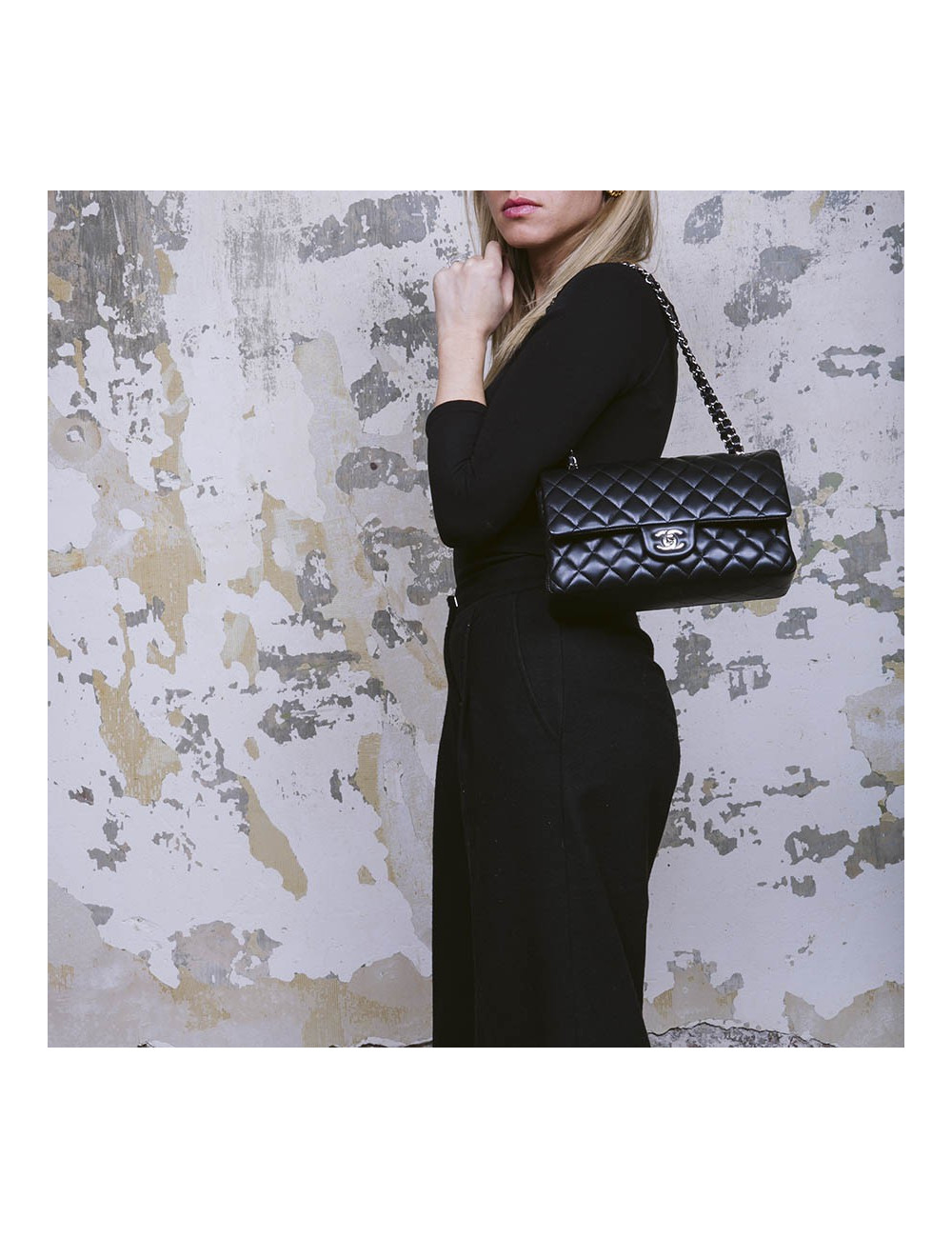 Sac CHANEL Timeless cuir d'agneau lisse noir