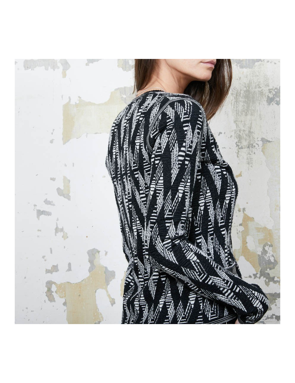 CHANEL cardigan in black and white cashmere size 36FR