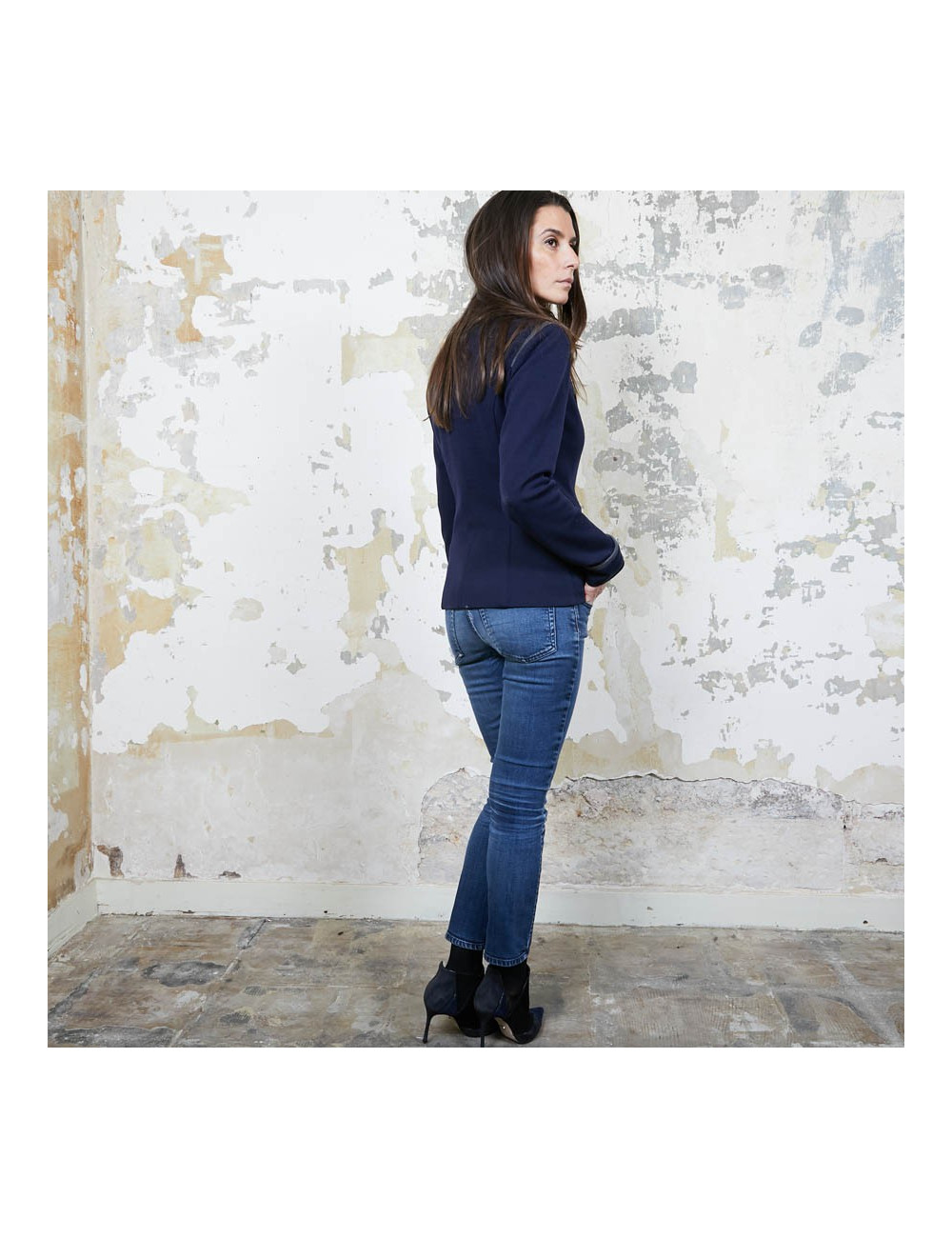 Veste CHANEL T 36 en jersey bleu et liseré gris