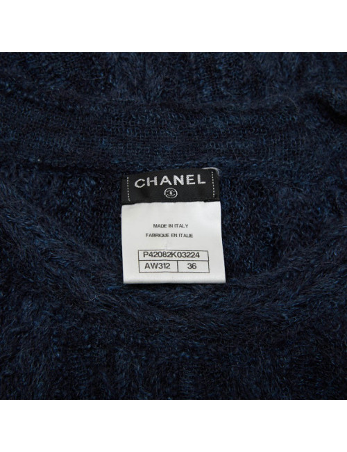 veste courteT 36 CHANEL en velours de soie noir