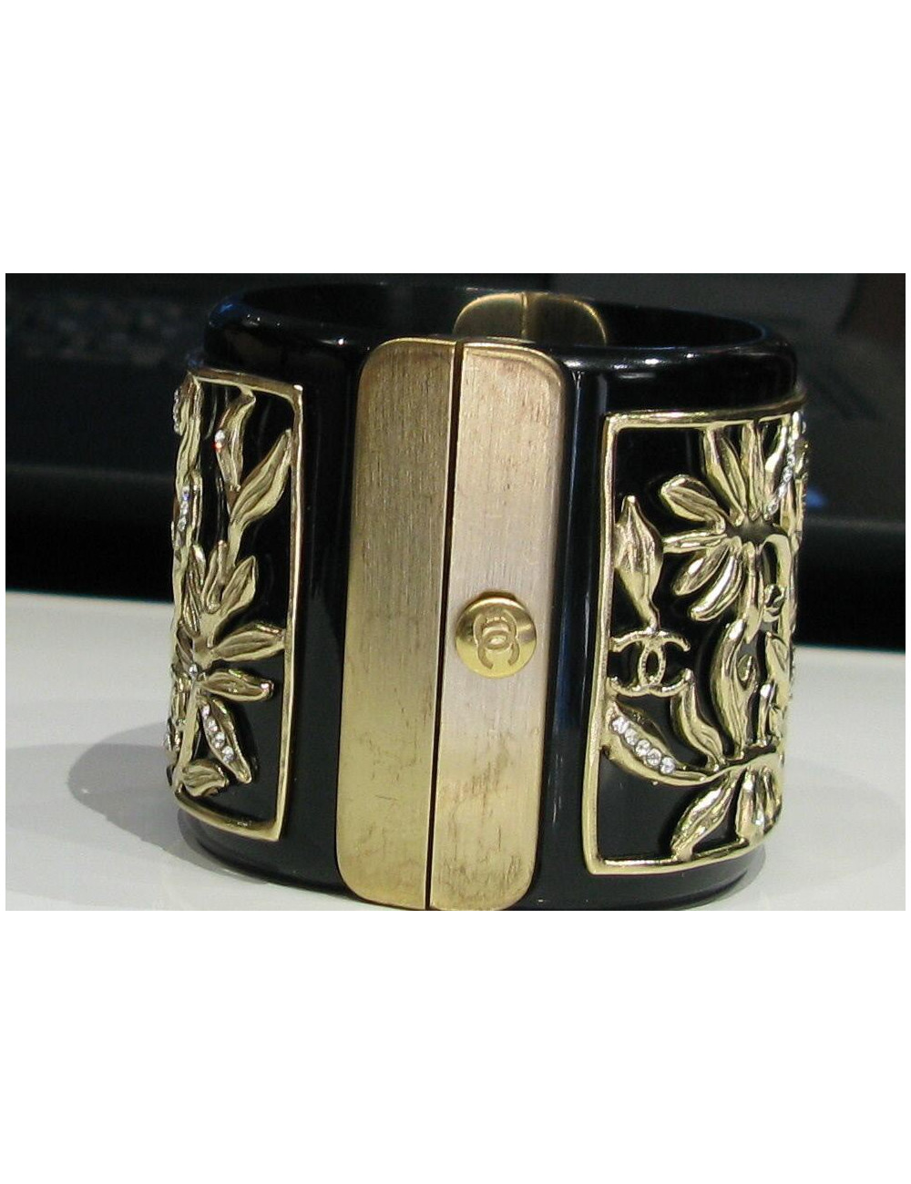 Manchette CHANEL noire "branchages strasés"