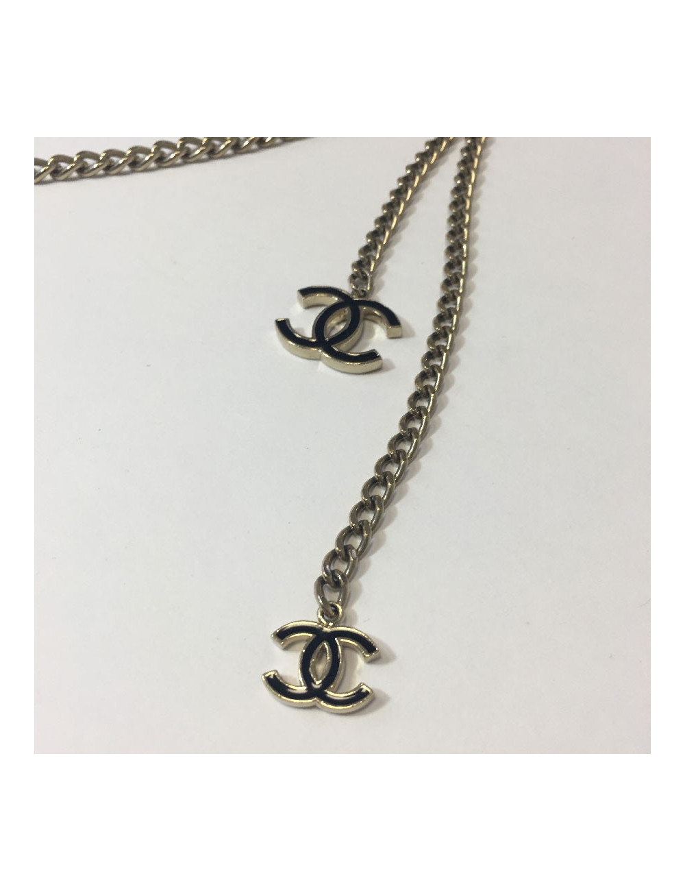 Ceinture CHANEL chaine dorée et CC noir