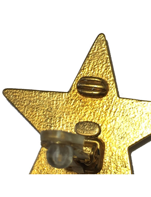 CHANEL star clip-on earrings in gilded metal and coral enamel