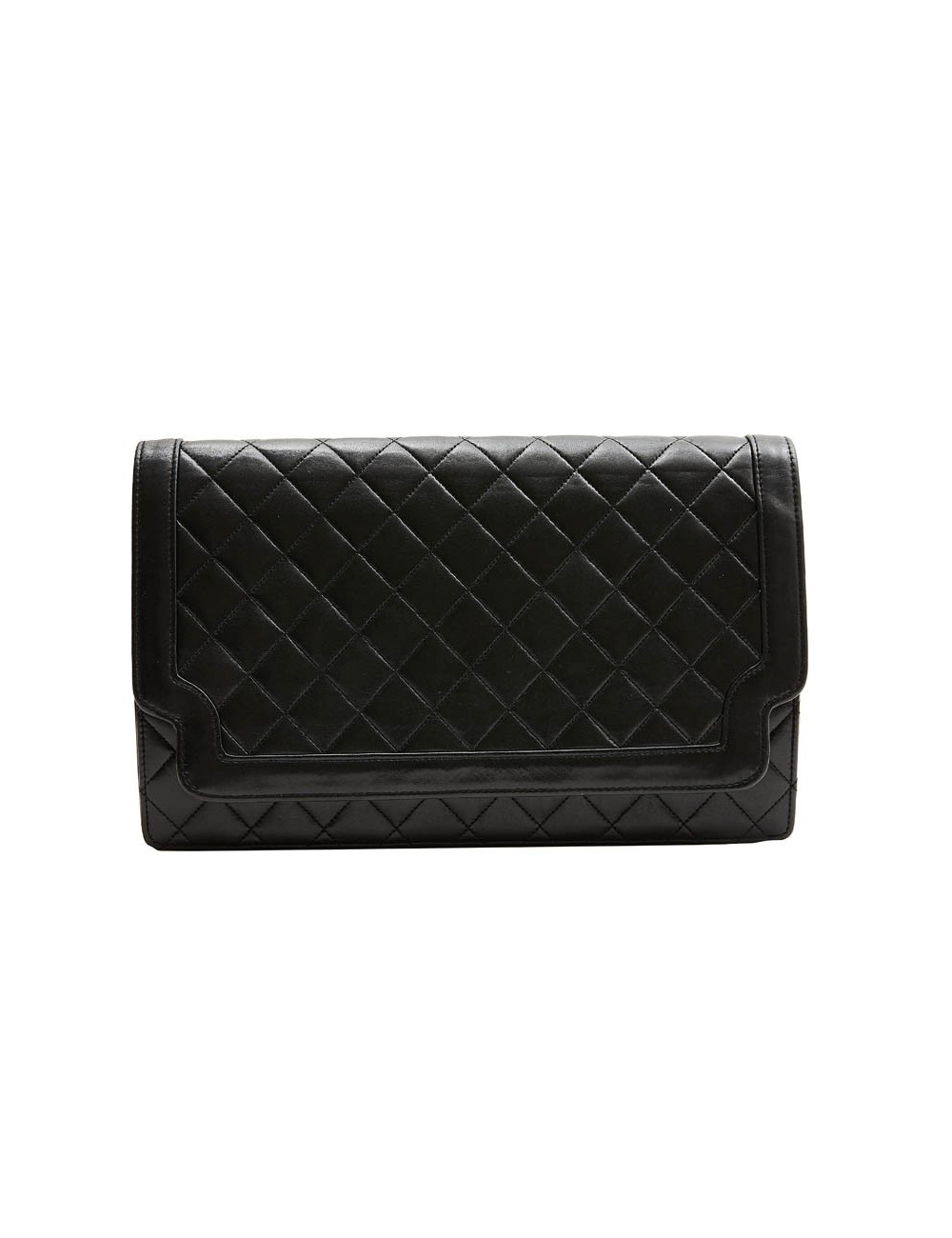 CHANEL vintage clutch in black quilted leather