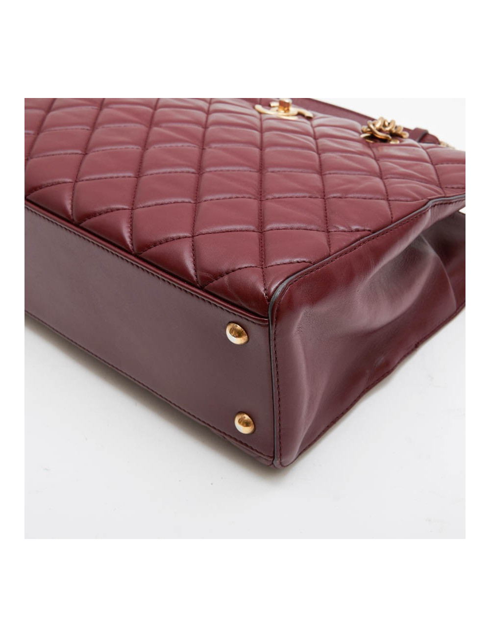 Sac cabas CHANEL cuir matelassé bordeaux