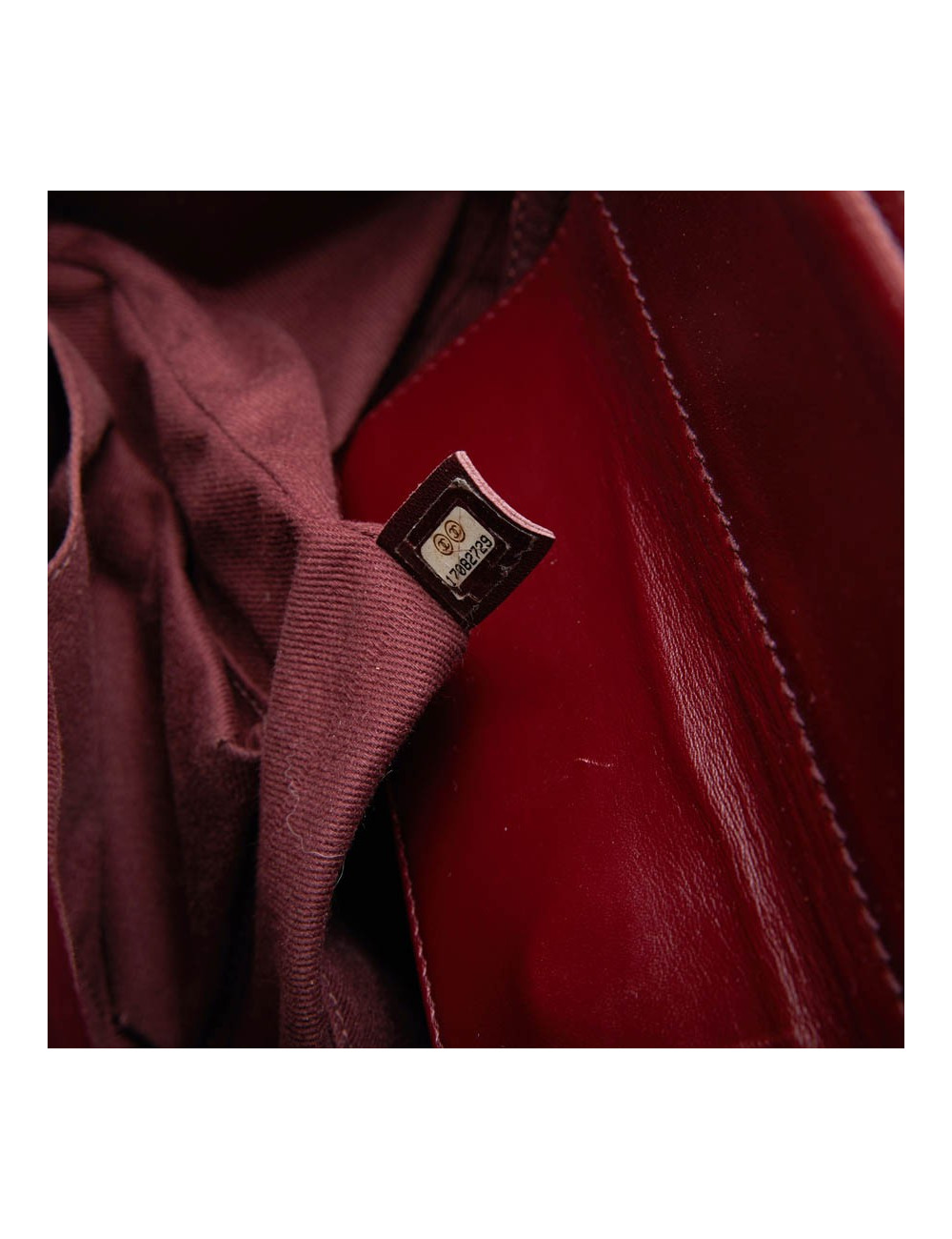 Sac cabas CHANEL cuir matelassé bordeaux