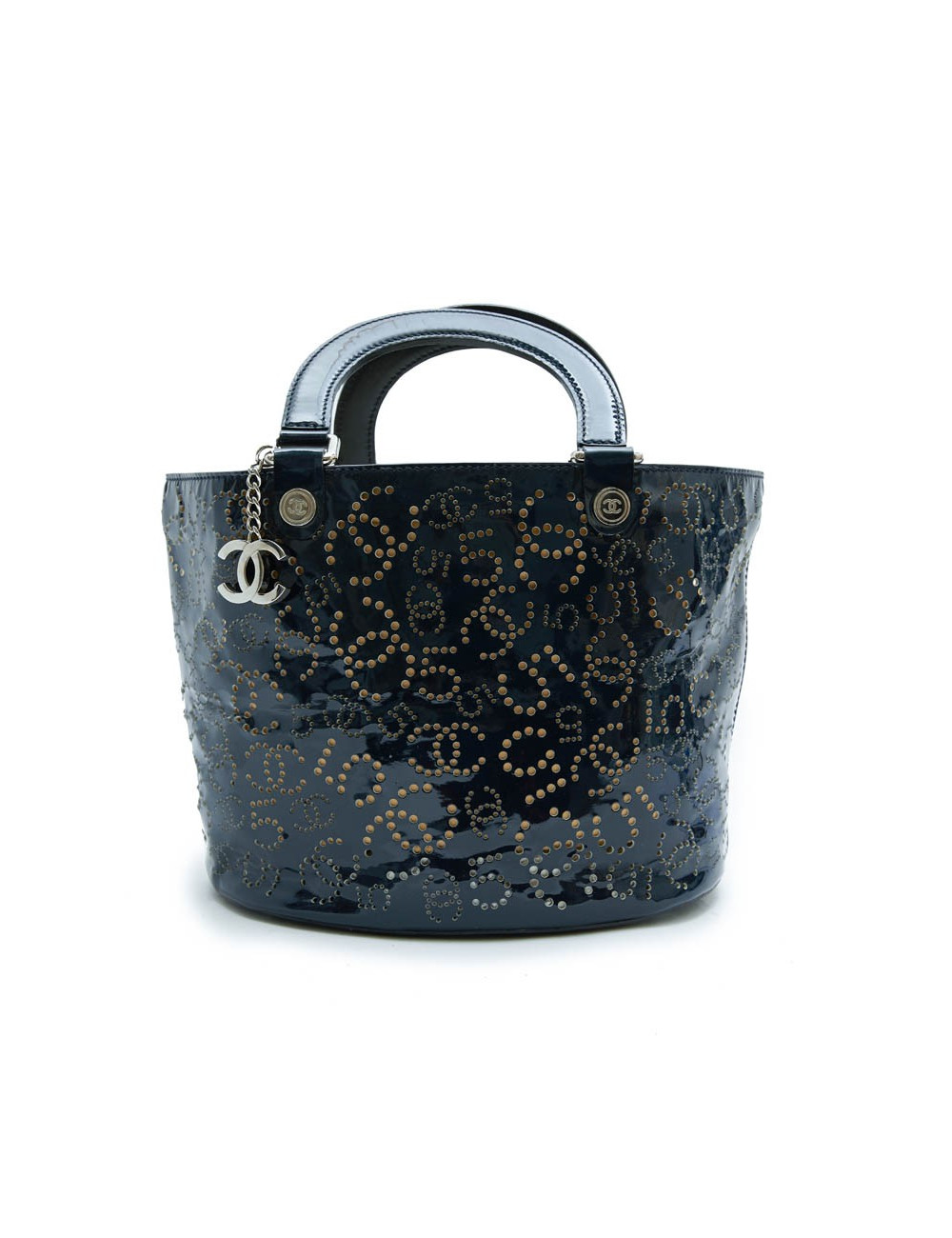 CHANEL bag in perforated navy blue patent leather