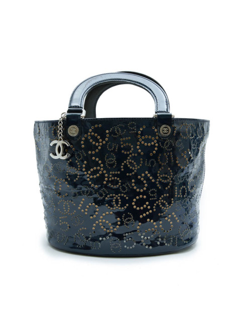 CHANEL bag in perforated navy blue patent leather