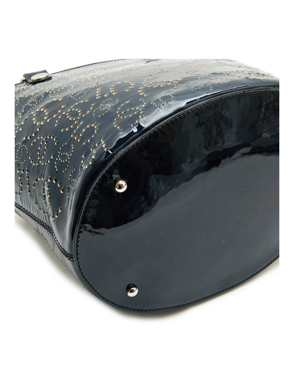 CHANEL bag in perforated navy blue patent leather