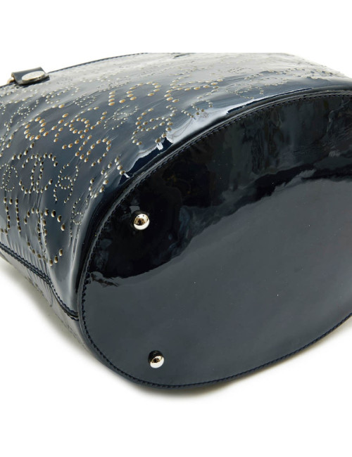 CHANEL bag in perforated navy blue patent leather