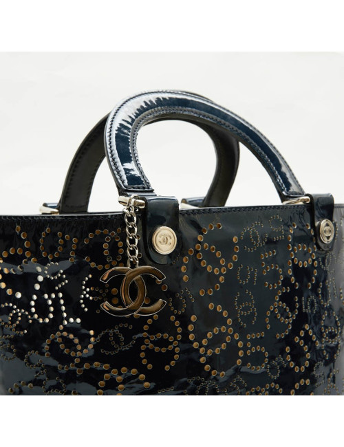 CHANEL bag in perforated navy blue patent leather