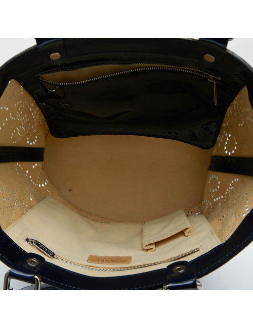 CHANEL bag in perforated navy blue patent leather