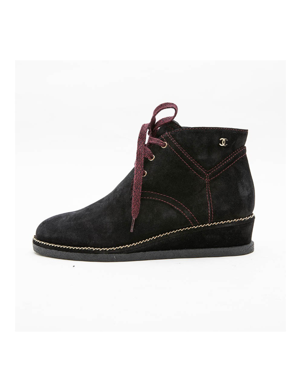 Boots CHANEL T37,5 veau velours violet foncé