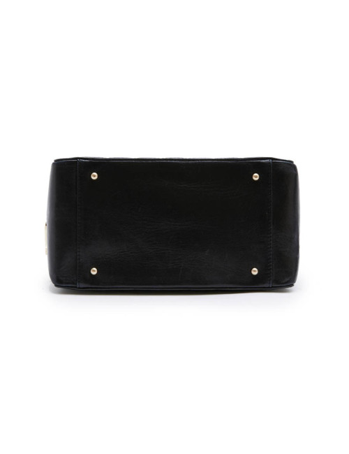 CHANEL tote bag in black quilted leather